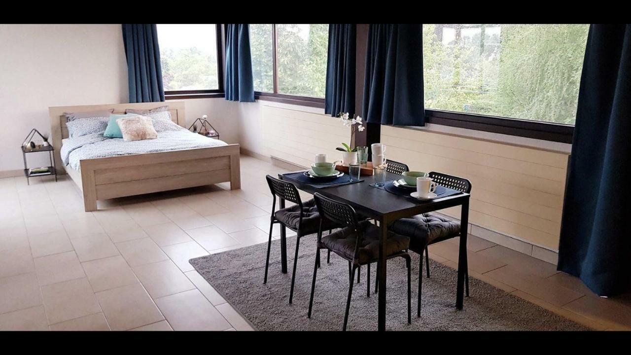 Groot Appartement Nabij Brugge Met Eigen Badkamer! Damme Exterior photo